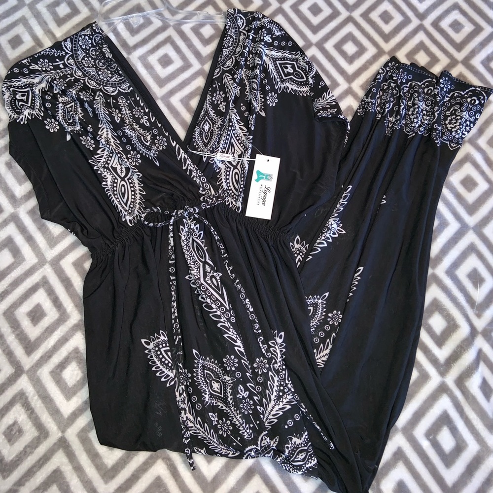 🖤 Super Cute Maxi Dress With Floral Pattern 🖤